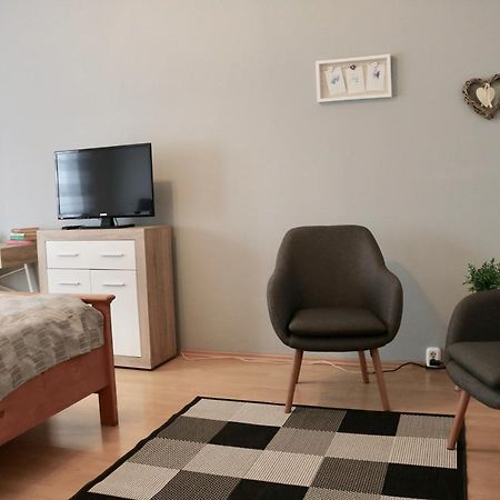 Szabadsag Apartman Печ Экстерьер фото