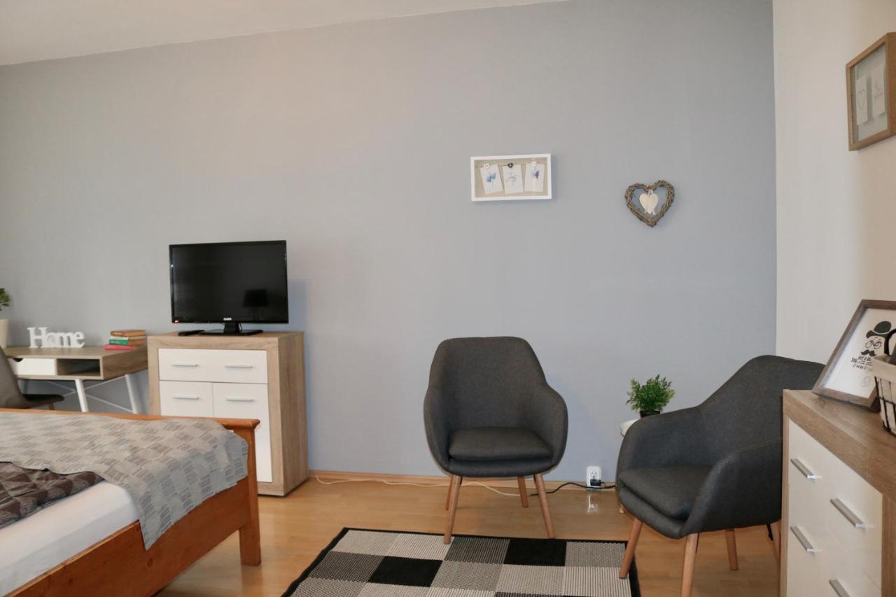 Szabadsag Apartman Печ Экстерьер фото