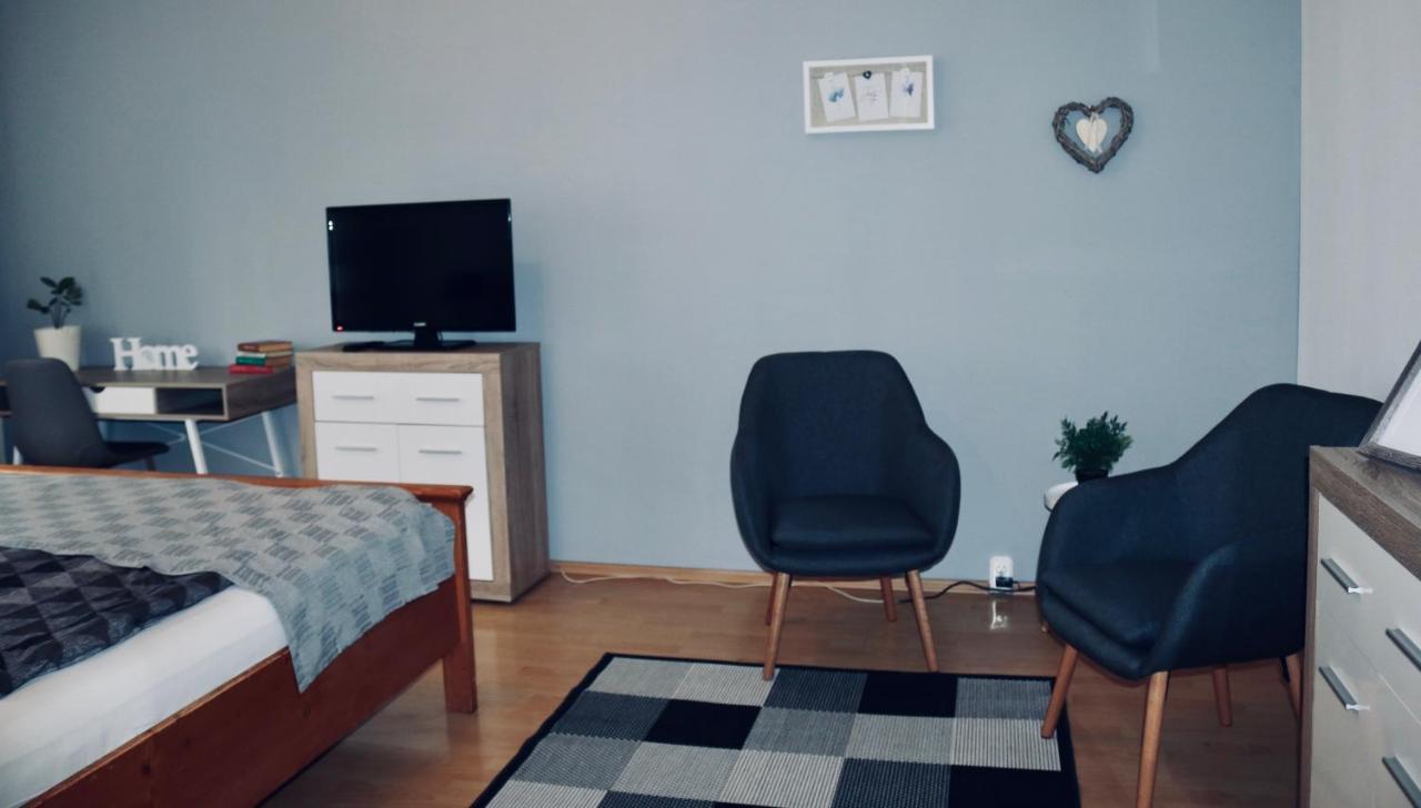 Szabadsag Apartman Печ Экстерьер фото