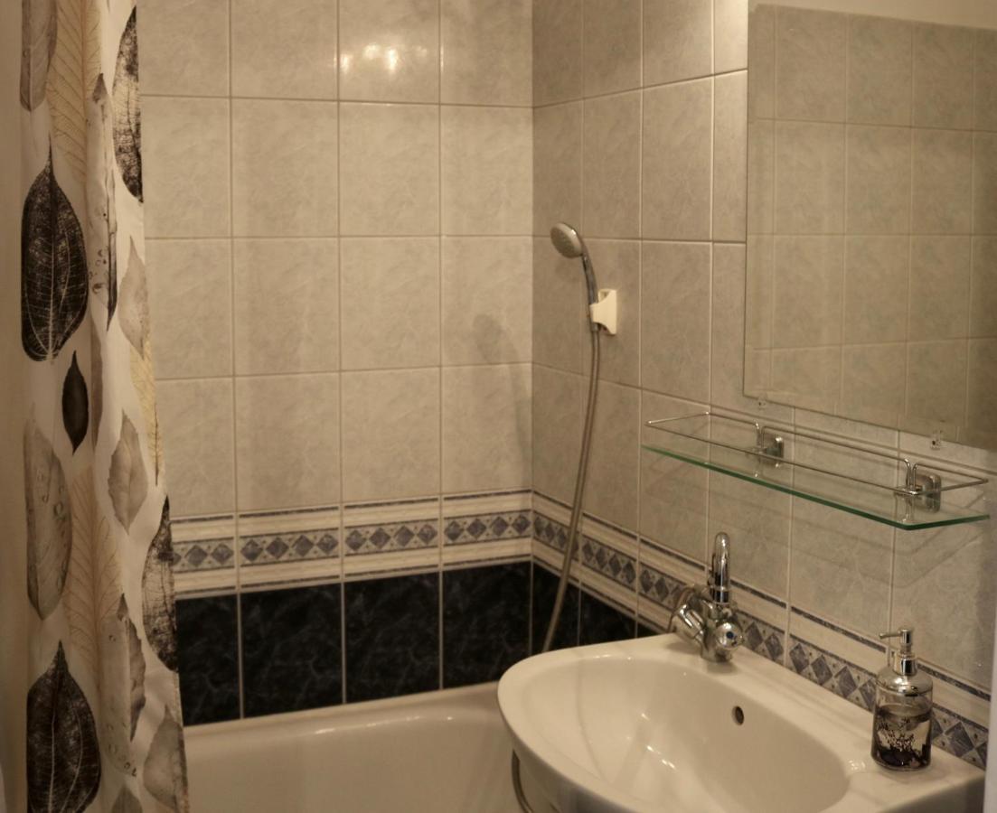 Szabadsag Apartman Печ Экстерьер фото