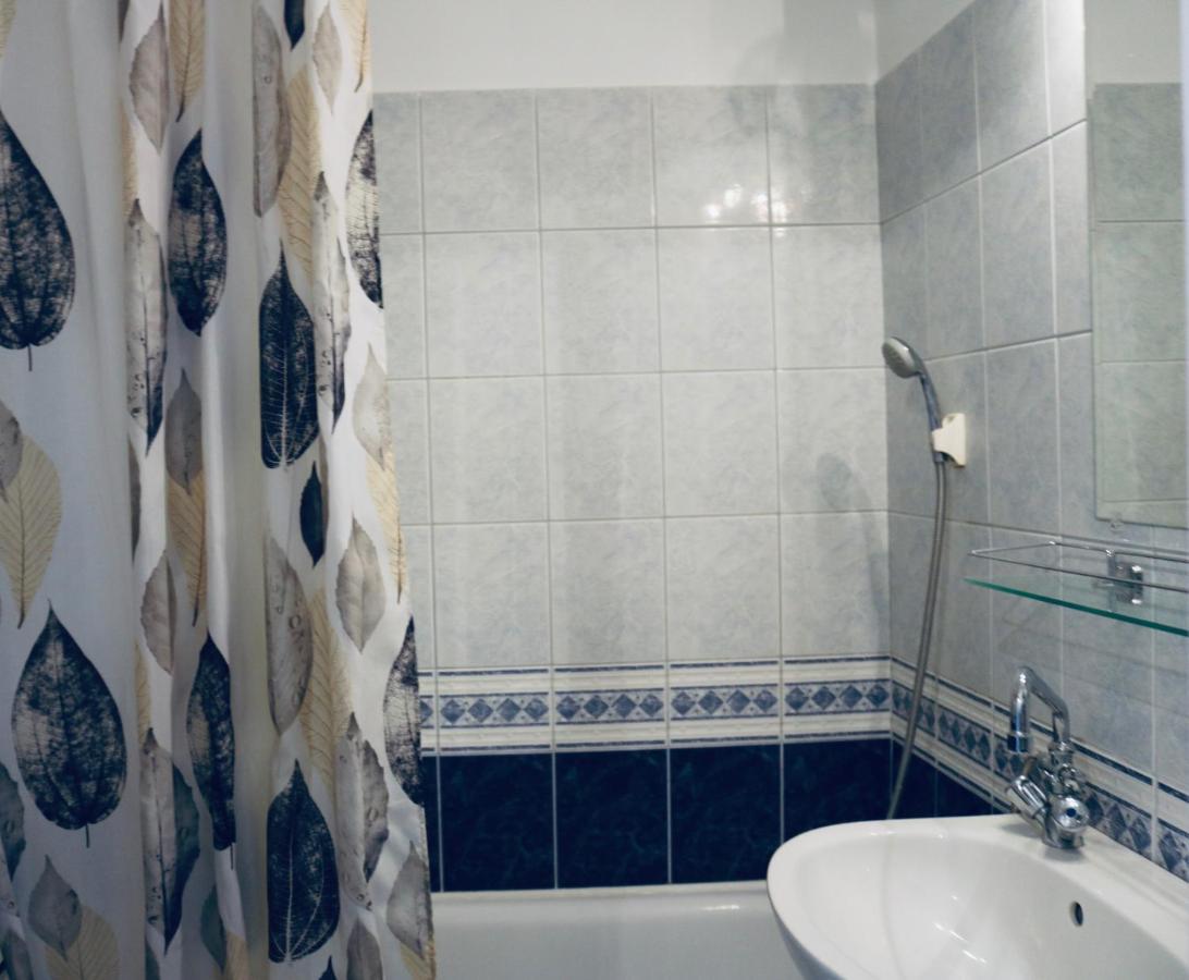 Szabadsag Apartman Печ Экстерьер фото
